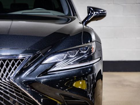 Used 2019 Lexus LS 500 image 4