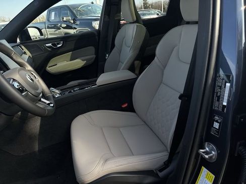 New 2026 Volvo XC60 B5 Plus w/ Protection Package Premier AWD/4WD image 20