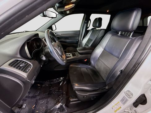 Used 2017 Jeep Grand Cherokee Altitude RWD image 22