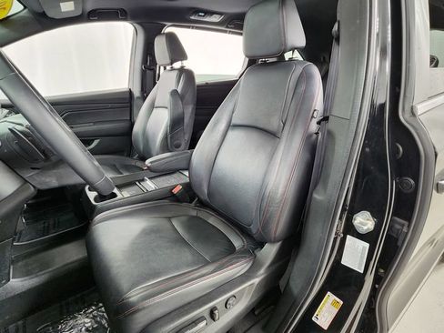 Used 2023 Honda Odyssey Sport image 10