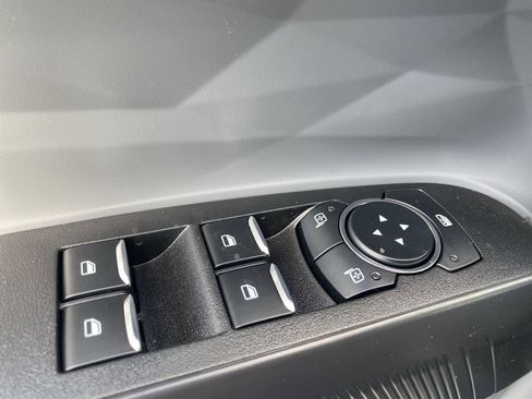 New 2026 Ford Maverick Lobo AWD/4WD image 18