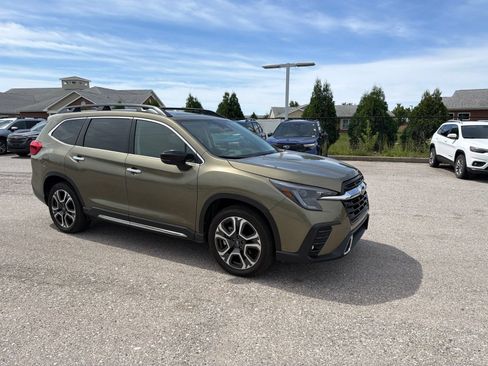 Certified 2024 Subaru Ascent Touring AWD/4WD image 14