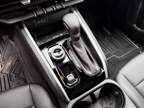 Certified 2025 Chevrolet Colorado Trail Boss image 19