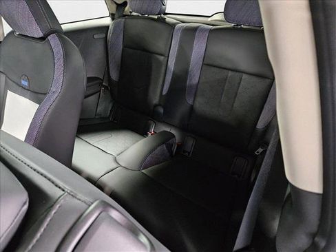 Used 2025 MINI Cooper 2-Door Hardtop image 14