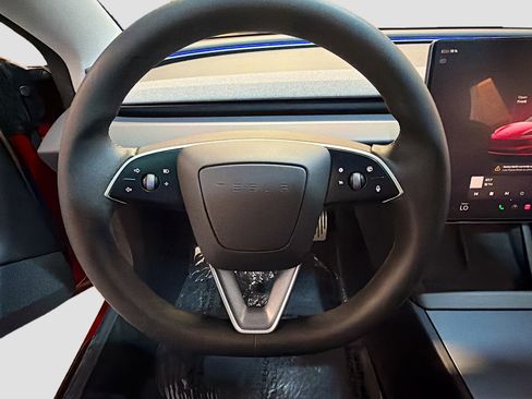 Used 2025 Tesla Model 3 Long Range image 16