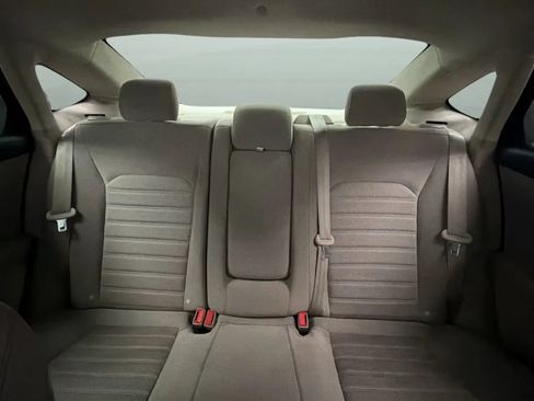 Used 2020 Ford Fusion SE FWD image 17