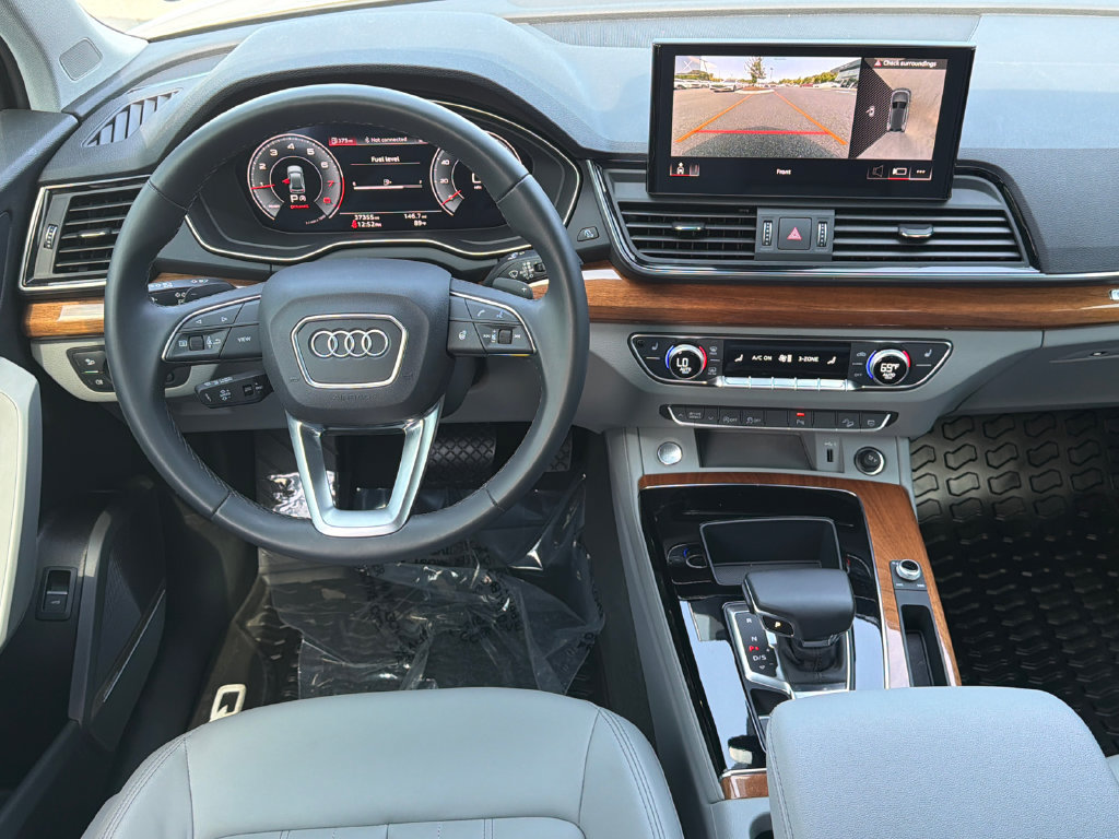 Used 2023 Audi Q5 2.0T Premium Plus AWD/4WD image 25
