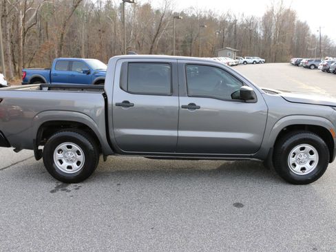 Used 2022 Nissan Frontier S w/ Technology Package image 9