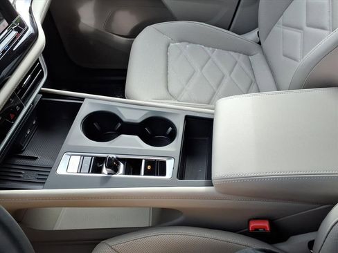 New 2026 Volkswagen Atlas SE image 12