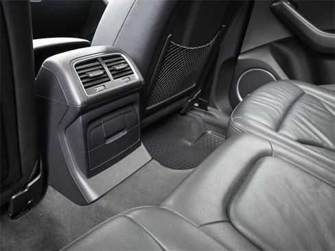 Used 2016 Audi Q5 2.0T Premium Plus w/ Technology Package image 34