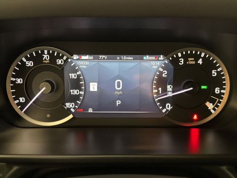 Used 2023 Land Rover Defender 110 S AWD/4WD image 18