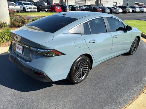 New 2026 Nissan Sentra SV w/ SV Convenience Package FWD image 6