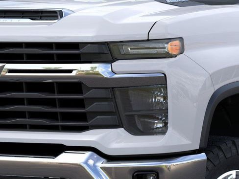 New 2026 Chevrolet Silverado 2500 LT w/ Convenience Package AWD/4WD image 10
