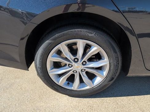 Used 2023 Chevrolet Malibu LT FWD image 3