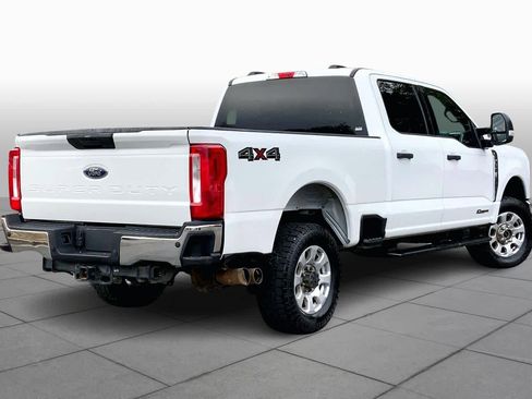 Used 2024 Ford F350 XLT image 13