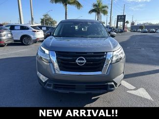 Used 2022 Nissan Pathfinder S video 2