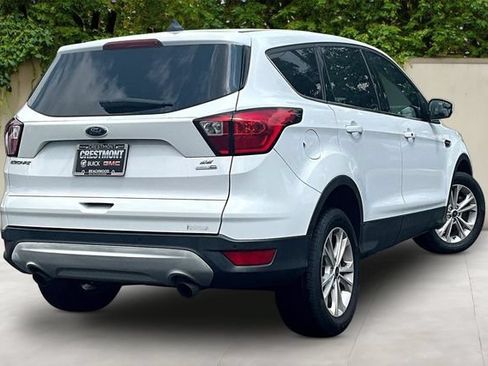 Used 2019 Ford Escape SE AWD/4WD image 6