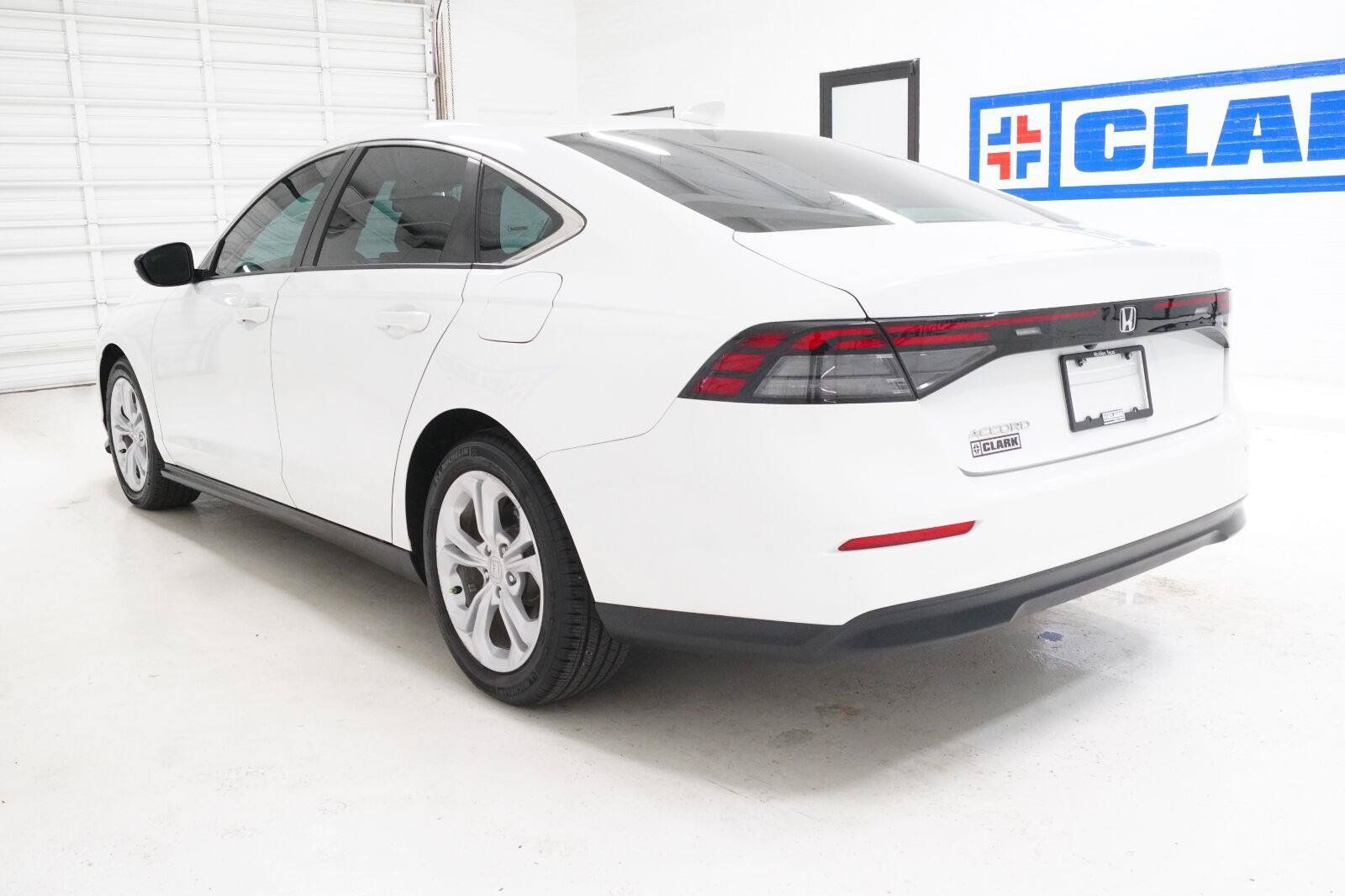 Used 2025 Honda Accord LX image 30