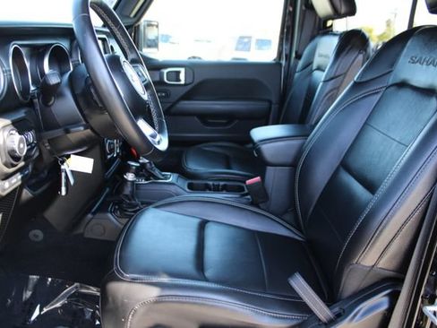 Used 2021 Jeep Wrangler Unlimited Sahara w/ Cold Weather Group AWD/4WD image 39