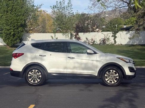 Used 2016 Hyundai Santa Fe Sport FWD image 3