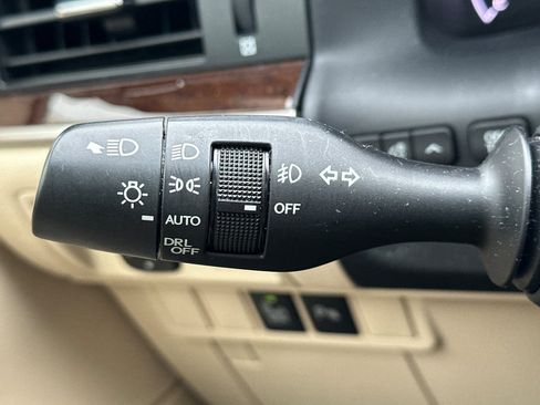 Used 2015 Lexus ES 350 image 32