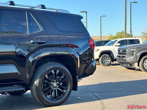 Certified 2025 Toyota 4Runner Limited AWD/4WD image 11