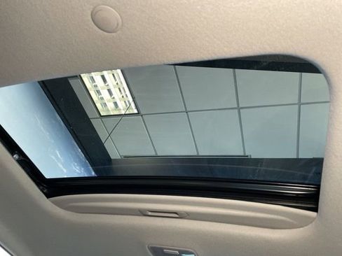 New 2026 Hyundai Venue SEL image 8