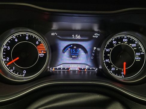 Used 2020 Jeep Cherokee Limited image 23