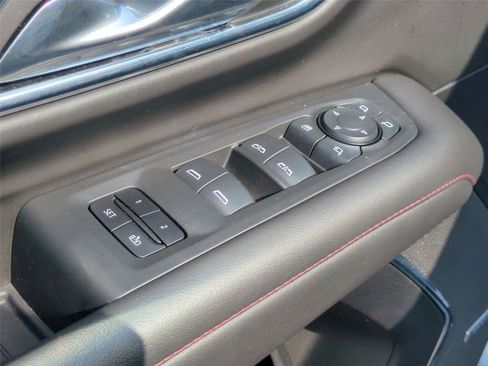 Used 2024 Chevrolet Tahoe RST w/ Luxury Package AWD/4WD image 14