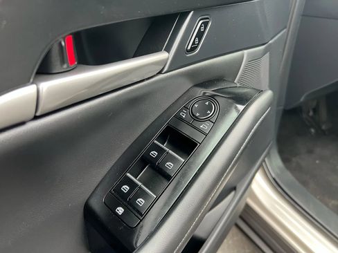 Used 2024 MAZDA CX-30 AWD 2.5 S w/ Select Sport Pkg image 13