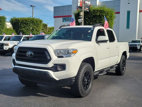 Used 2023 Toyota Tacoma SR AWD/4WD image 6