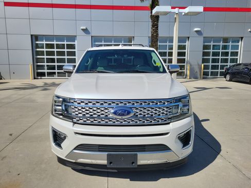 Used 2019 Ford Expedition Platinum RWD image 9