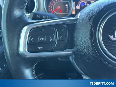 Used 2022 Jeep Wrangler Unlimited Rubicon w/ Cold Weather Group image 28