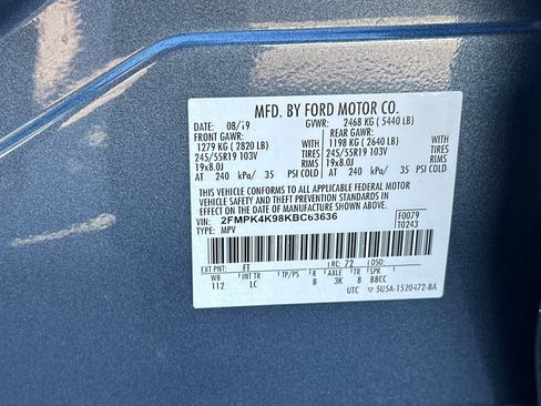 Used 2019 Ford Edge Titanium w/ Cold Weather Package image 36