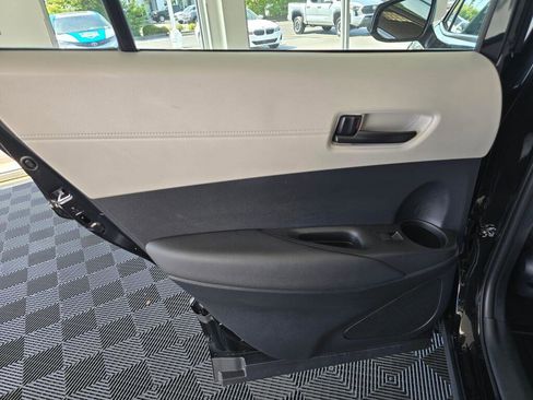Used 2024 Toyota Corolla Cross L FWD image 34