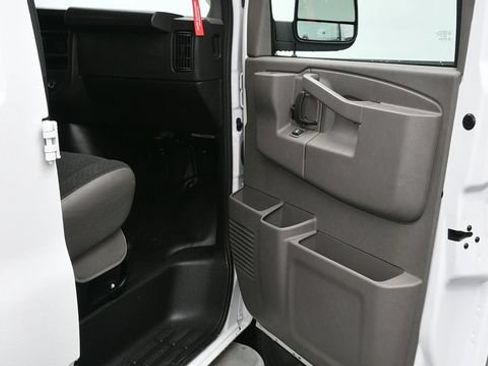 Used 2025 GMC Savana 2500 w/ Driver Convenience Package RWD image 13