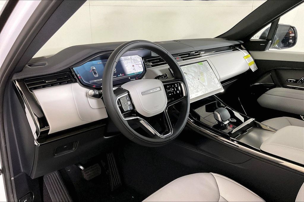 New 2026 Land Rover Range Rover Sport SE AWD/4WD image 4
