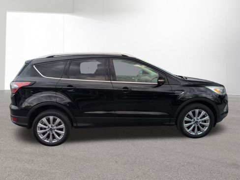 Used 2017 Ford Escape Titanium AWD/4WD image 4