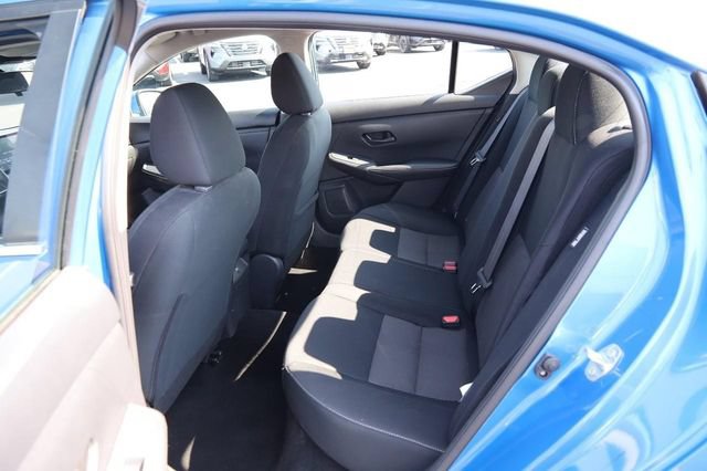 Used 2024 Nissan Sentra SV FWD image 9