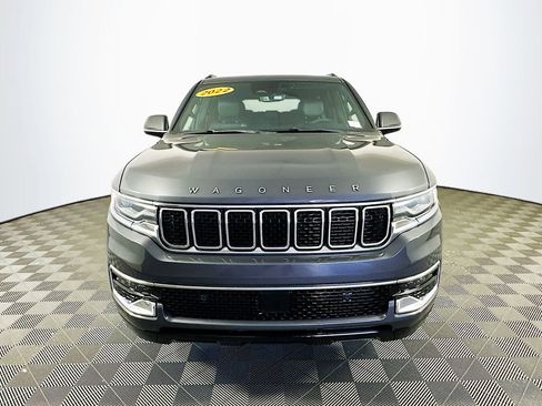 Certified 2022 Jeep Wagoneer Series I AWD/4WD image 4