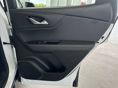 Used 2020 Chevrolet Blazer LT AWD/4WD image 14