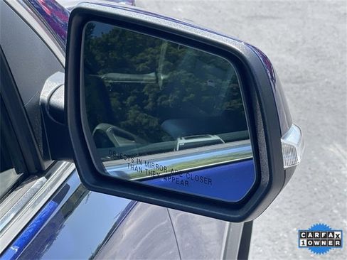 Used 2023 GMC Acadia SLT w/ LPO, Floor Liner Package image 34