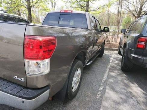 Used 2013 Toyota Tundra Limited w/ Memory Pkg image 9