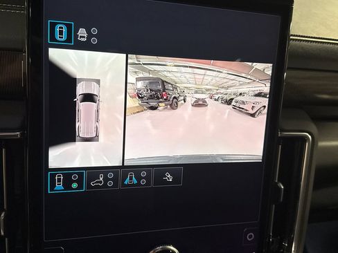 Used 2025 GMC Yukon Elevation w/ LPO, Floor Liner Package AWD/4WD image 17