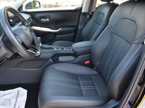 Used 2025 Honda HR-V EX-L image 7