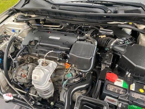 Used 2017 Honda Accord EX-L image 27