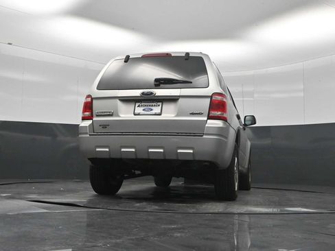 Used 2009 Ford Escape XLT AWD/4WD image 24