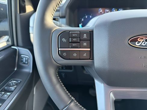 Used 2024 Ford F150 Lariat image 30