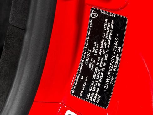 Used 2023 Lamborghini Huracan Tecnica image 11