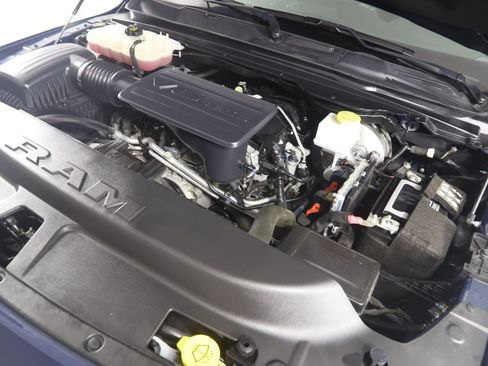 Used 2023 RAM 1500 Big Horn AWD/4WD image 18